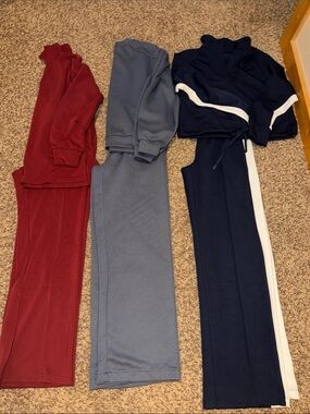 Bundle of women’s long sleeve outfits - will sell bundled or separate separately